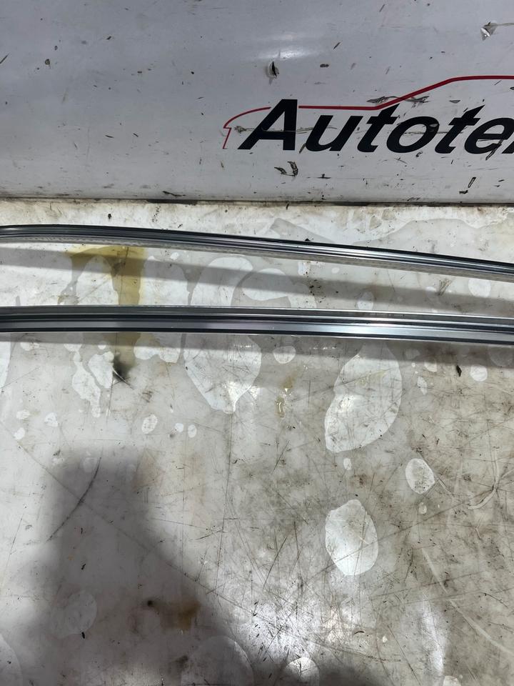 Mercedes E-Klasse W212 Fensterleiste Blenden A2126900780 – Bild 3