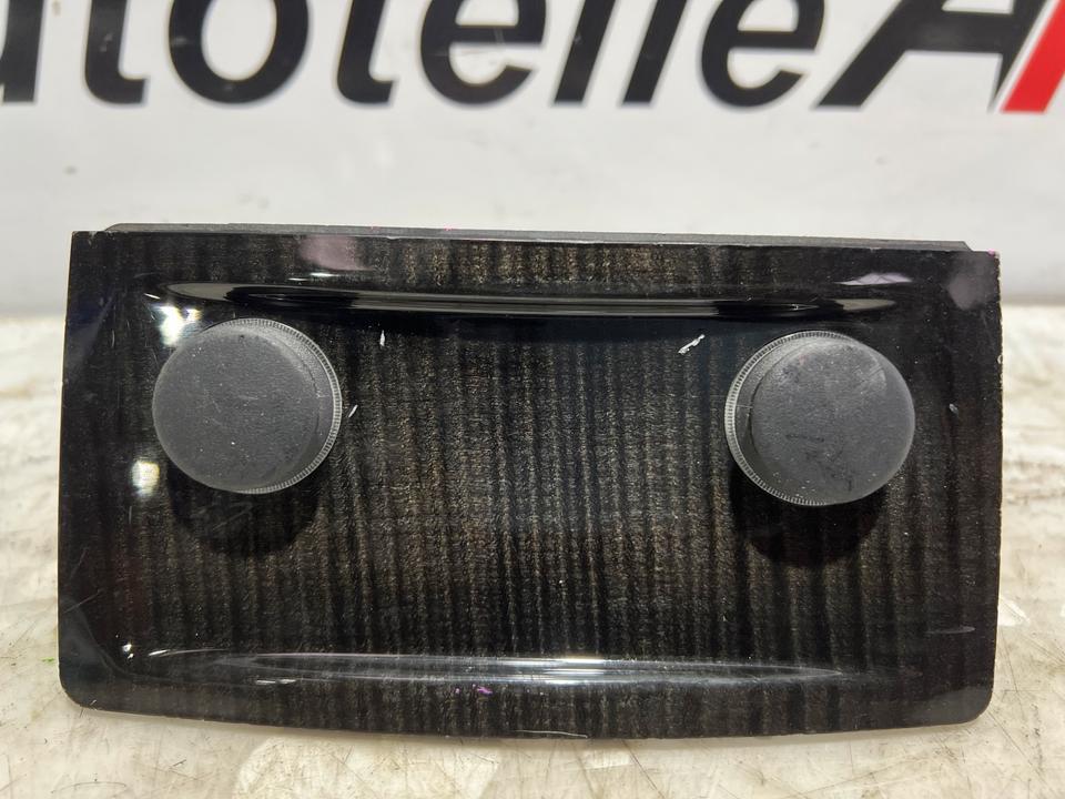 BMW 5er E60 E61 Anzünder Aschenbecher 7141071 – Bild 2