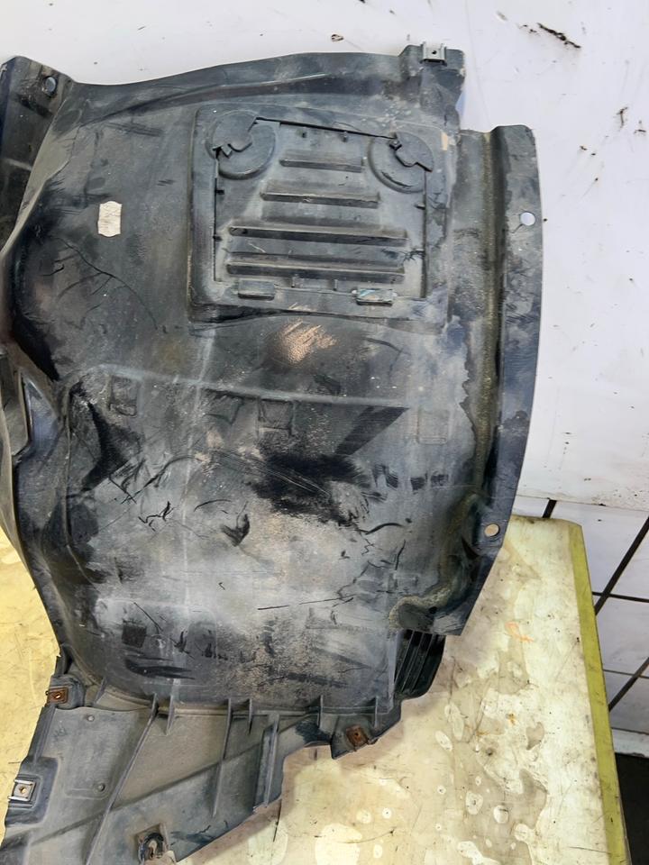 BMW 1er E82 E88 Radhausschale Radhaus Vorne 7180149 7180150 – Bild 4