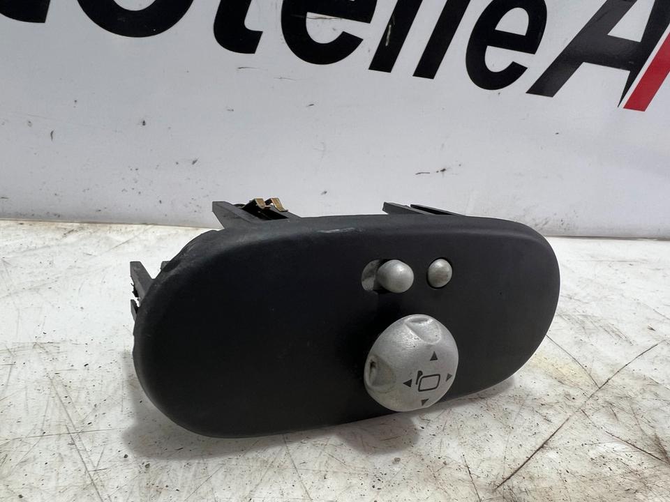 Mini Cooper R50 R52 R53 Spiegel Verstellung Schalter 6924653 – Bild 4