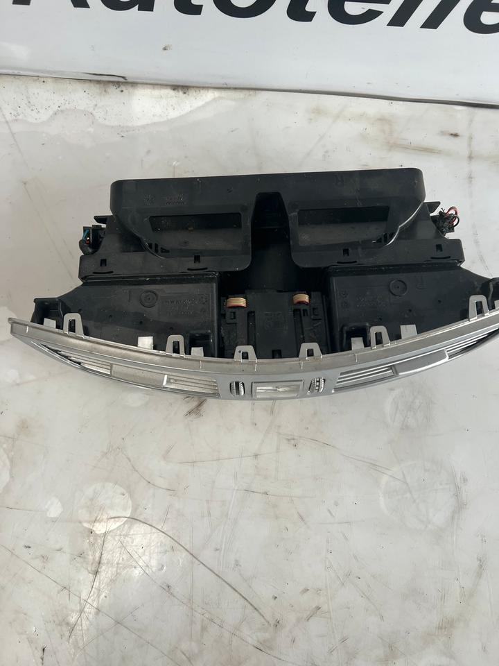 Mercedes W221 Luftdüse Düse A2218300954 – Bild 2