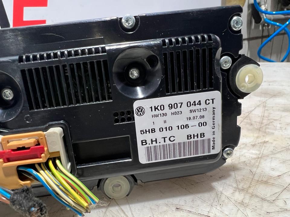 VW Golf 5 V Heizungbetätigung 1K0907044CT – Bild 4