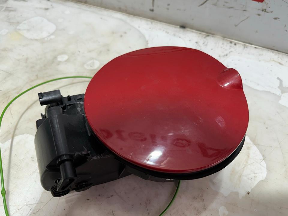 Mini F56 Tankklappe Tankdeckel Deckel Tank 7334370 7302241 – Bild 4