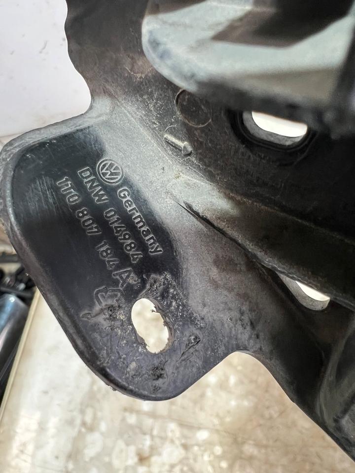 VW Touran Stoßstangenhalterung Halterung Rechts Links 1T0807183A – Bild 8