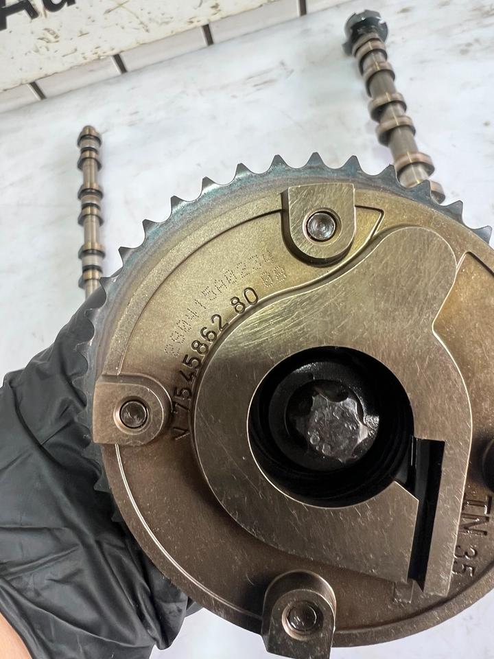 BMW 1er F20 F21 116i 136 PS Einlass Auslass Nockenwelle 761938080 – Bild 11