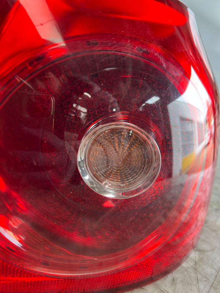 VW Golf 5 V Heckleuchte Rückleuchte Hinten – Bild 13