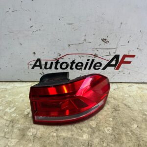 VW Touran 5T1 Heckleuchte Rückleuchte Leuchte Hinten Rechts