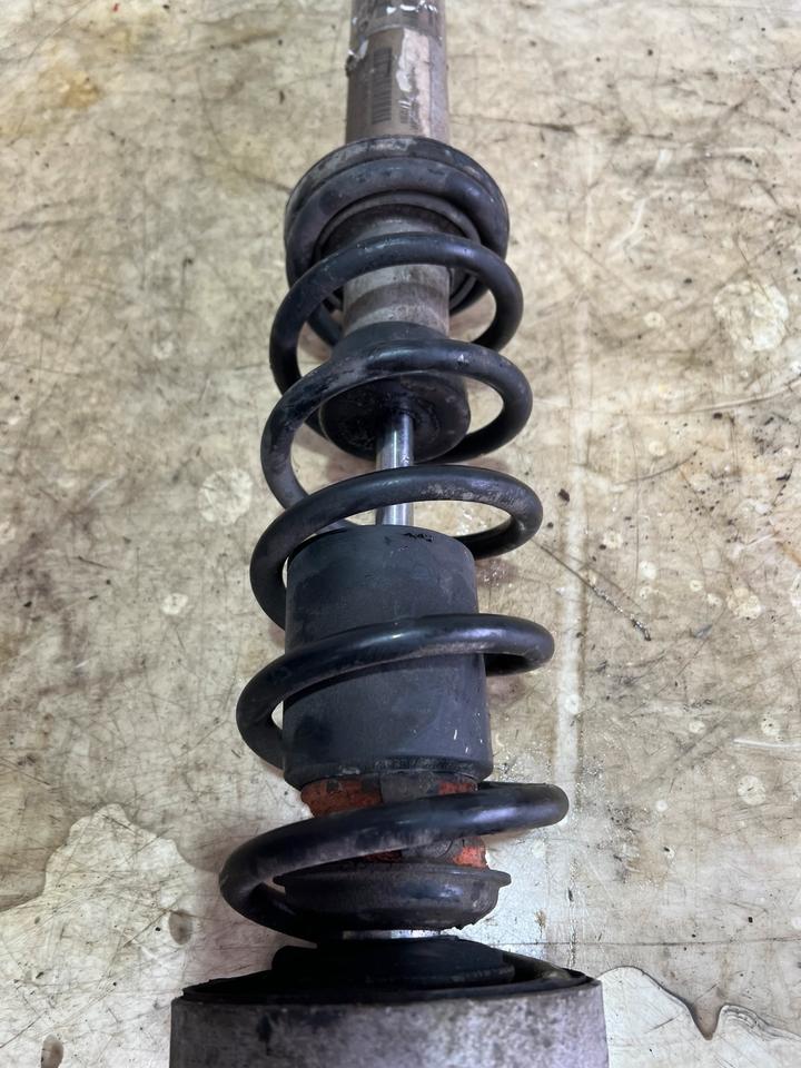 BMW 5er E60 E61 Stoßdämpfern Federbein Dämpfer Hinten – Bild 4