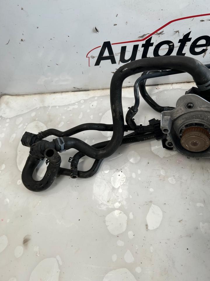 VW Golf 7 VII Wasserpumpe Kühlmittelpumpe 04E121042 – Bild 9