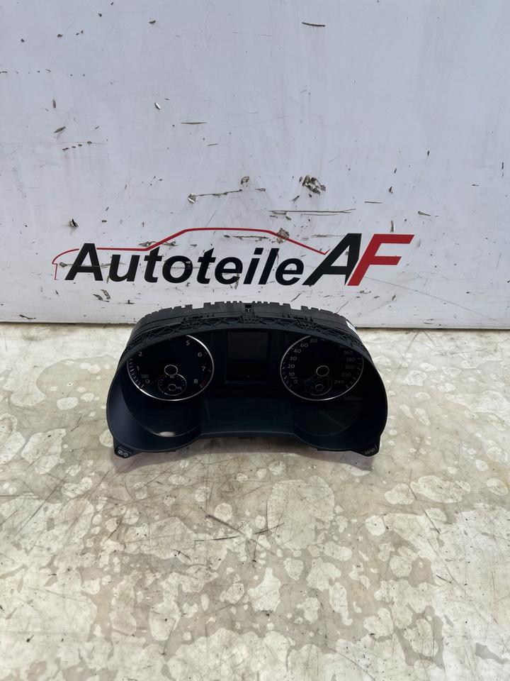 VW Sharan 7N Tacho Tachometer Kombiinstrument 7N0920870K