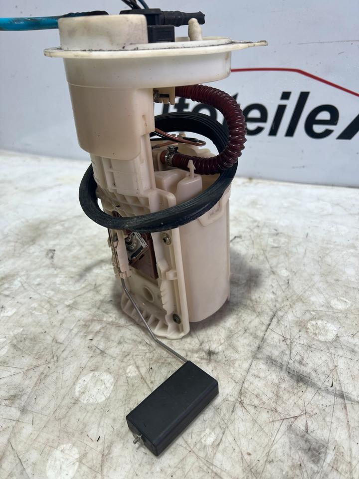 VW Golf 5 V Kraftstoffpumpe Benzinpumpe 1K0919051M – Bild 6