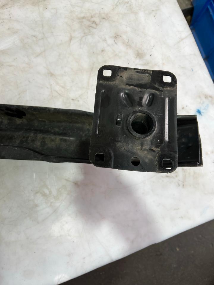 Audi Q3 8U Stoßstangenträger Aufprallträger Hinten 8U0807309D – Bild 8