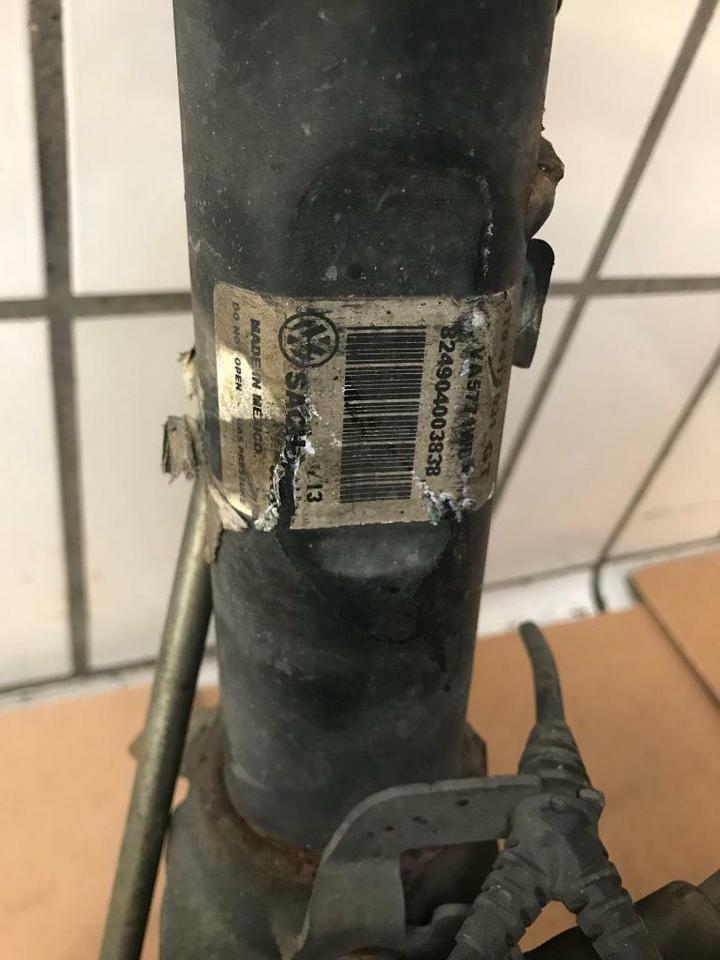 VW Golf 5 Radnabe Achse Bremszange Dämpfer Fahrwerk – Bild 4