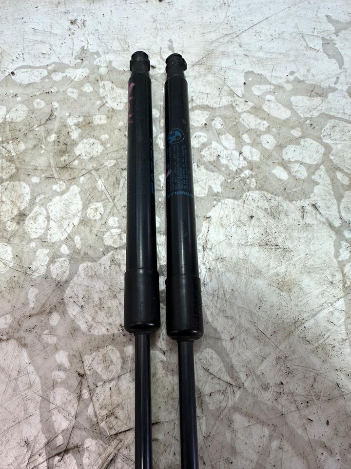 BMW 1er E87 E82 E88 E81 Hauben Dämpfe Gasdruckfeder 7118370 – Bild 3