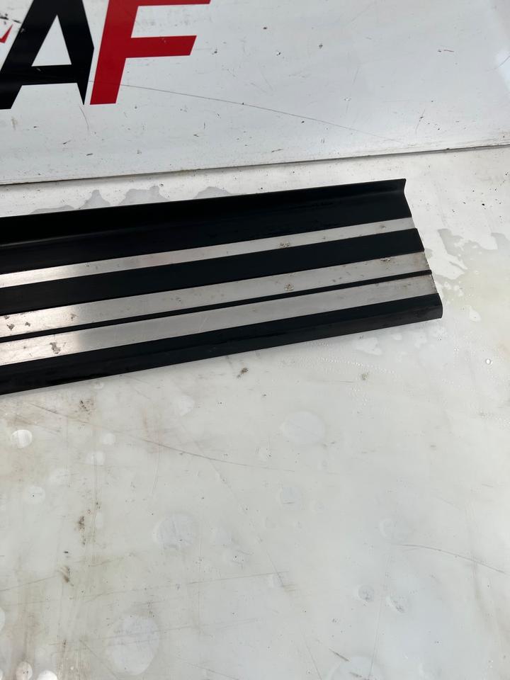 BMW 8er E31 Einstiegsleisten Leisten – Bild 10