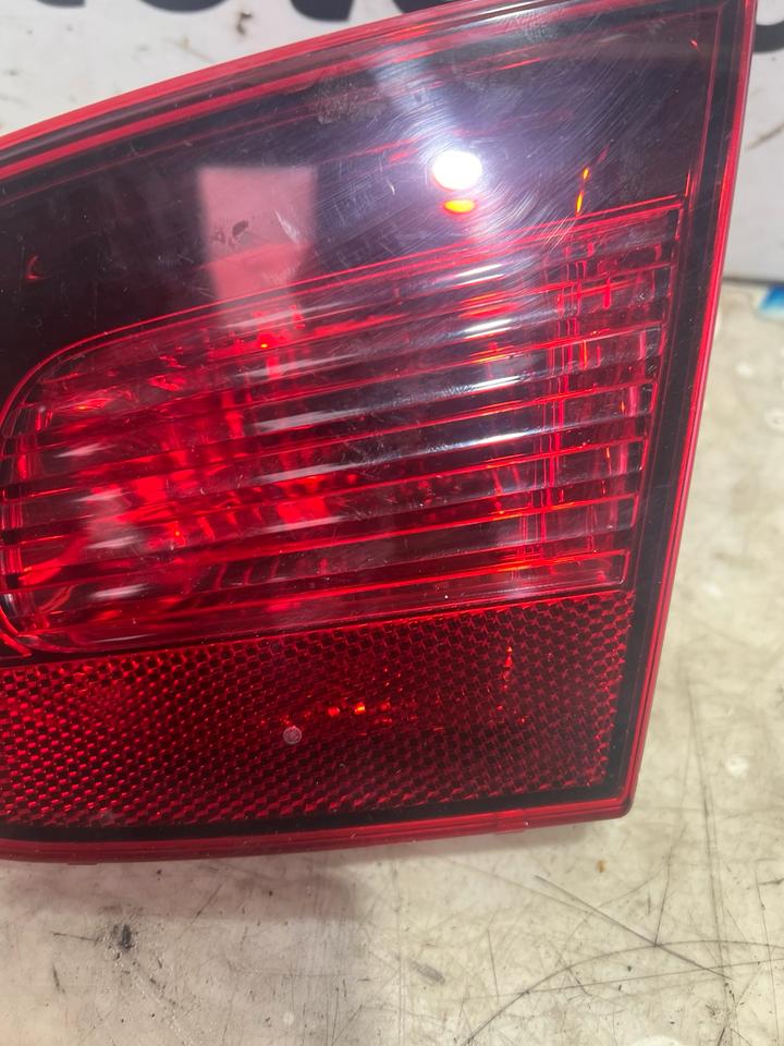 VW Eos Innenleuchte Heckleuchte Rücklicht Rückleuchte Hinten – Bild 12