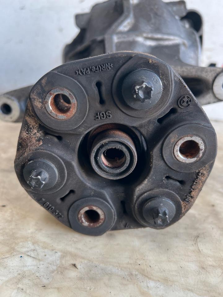 BMW 5er F10 F11 Differential Hinterachsgetriebe 7623129 3.91 – Bild 3