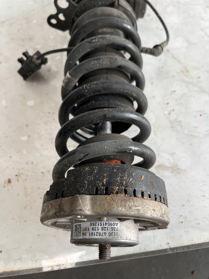 BMW 7er F01 F02 Dynamic Adaptive Drive Federbein Stoßdämpfer – Bild 12