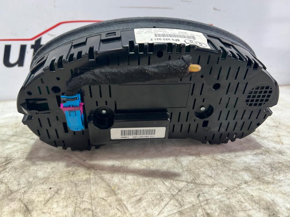 Audi A3 8P Tacho Tachometer Kombiinstrument 8P0920931F – Bild 7