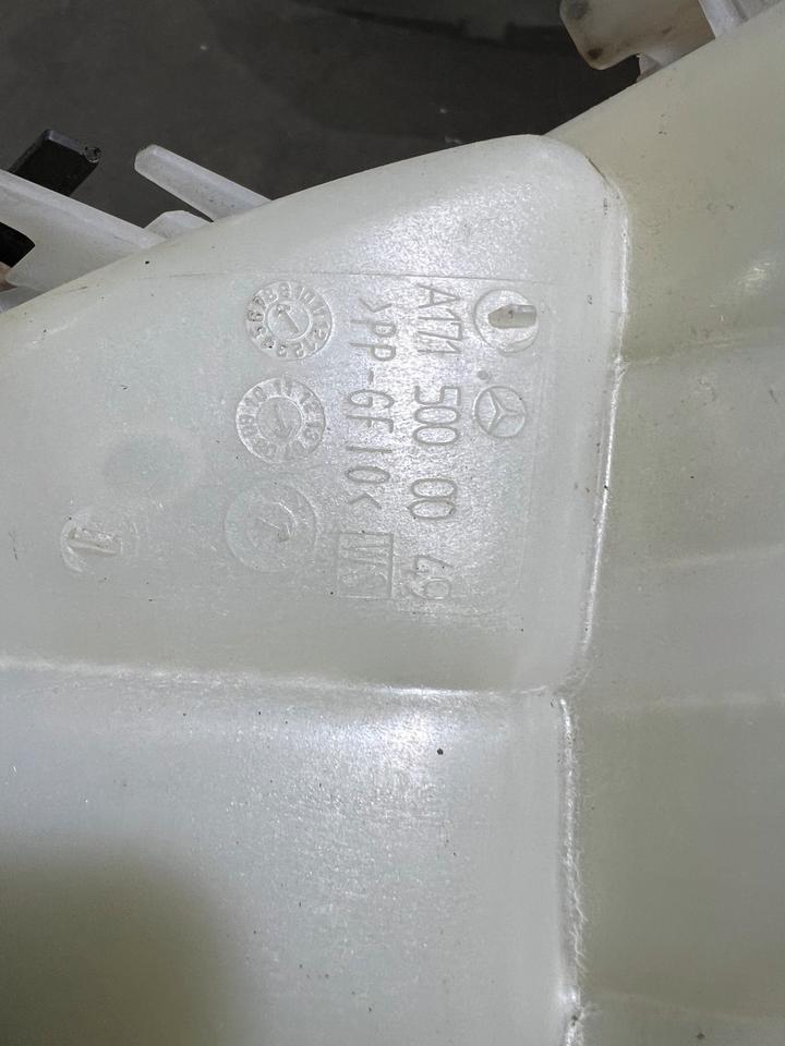 Mercedes SLK R171 Ausgleichsbehälter Kühlmittel A1715000049 – Bild 8