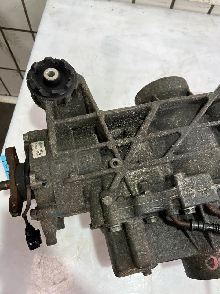 Audi Q3 8U Tiguan PGA Differential Hinterachsgetriebe 0AY525010F – Bild 10
