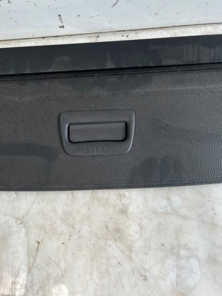 VW Golf 7 VII Hutablage Rollo Netztrennwand Gepäcknetz – Bild 2