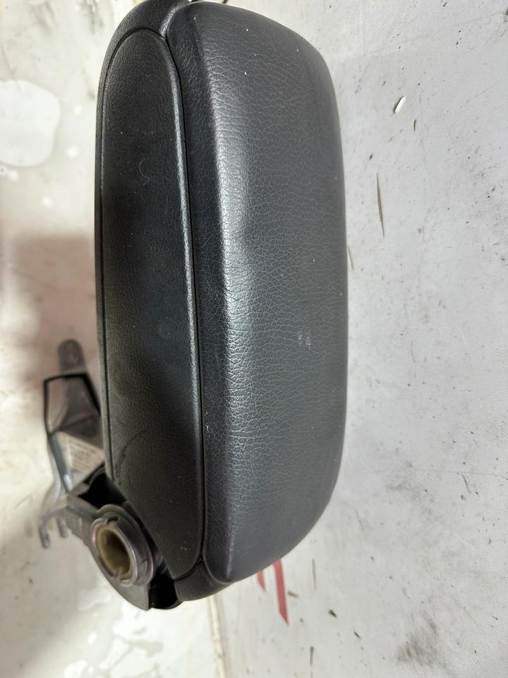 Audi A6 4B Armlehne Mittelarmlehne 4B0864245P 4B0864207C – Bild 9