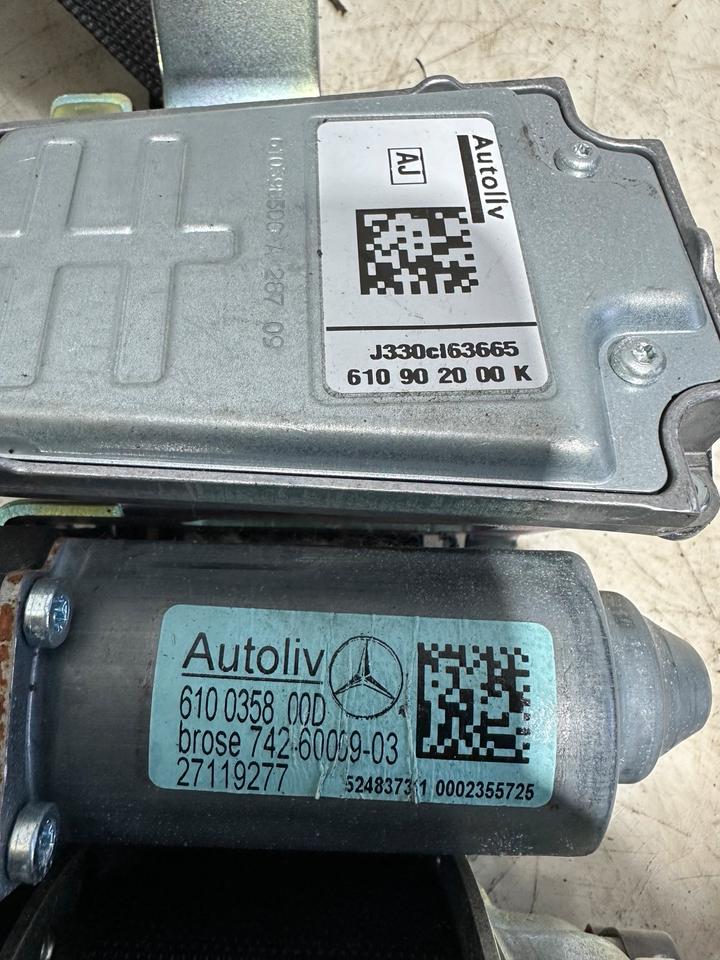 Mercedes E-Klasse W212 Sicherheitsgurt Gurt Vorne – Bild 9