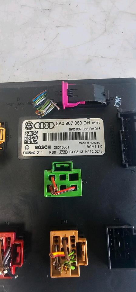Audi A5 8T Komfort Bordnetz Steuergerät Modul 8k0907063DH – Bild 3