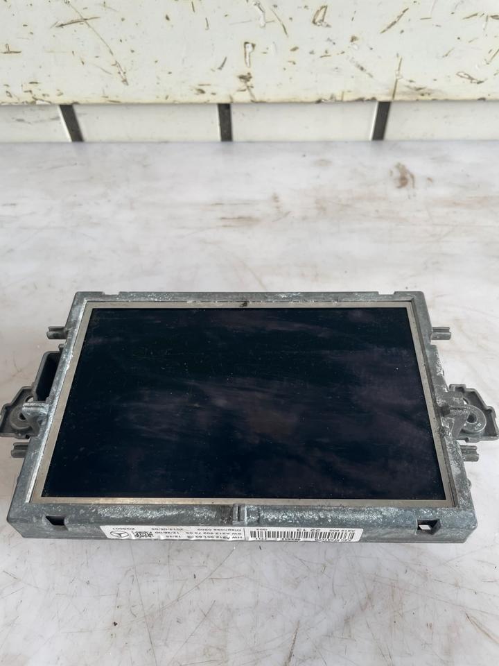 Mercedes CLS W218 Navi Monitor Display Bildschirm A2129018005 – Bild 2