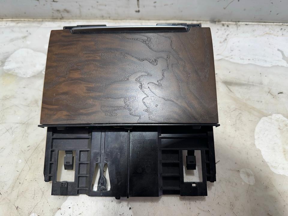 Audi A6 4G Aschenbecher Zigarettenanzünder 4G0863273 4G0857951 – Bild 2