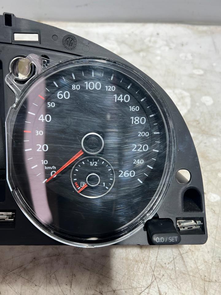 VW Passat B7 Tacho Tachometer Kombiinstrument 3AA920870 – Bild 3