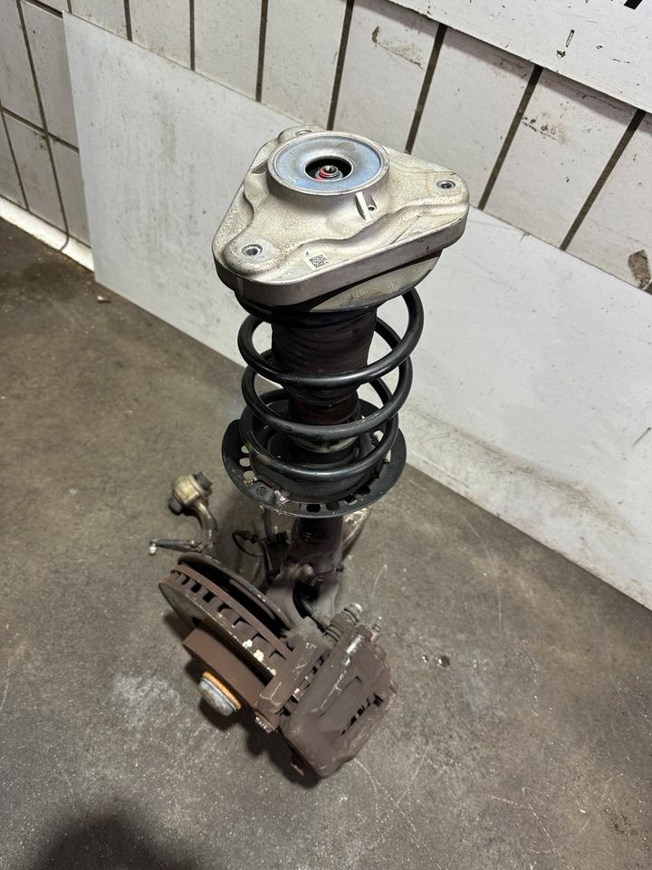 Mercedes W212 Achsschenkel Radnabe Stoßdämpfer Bremssattel – Bild 13