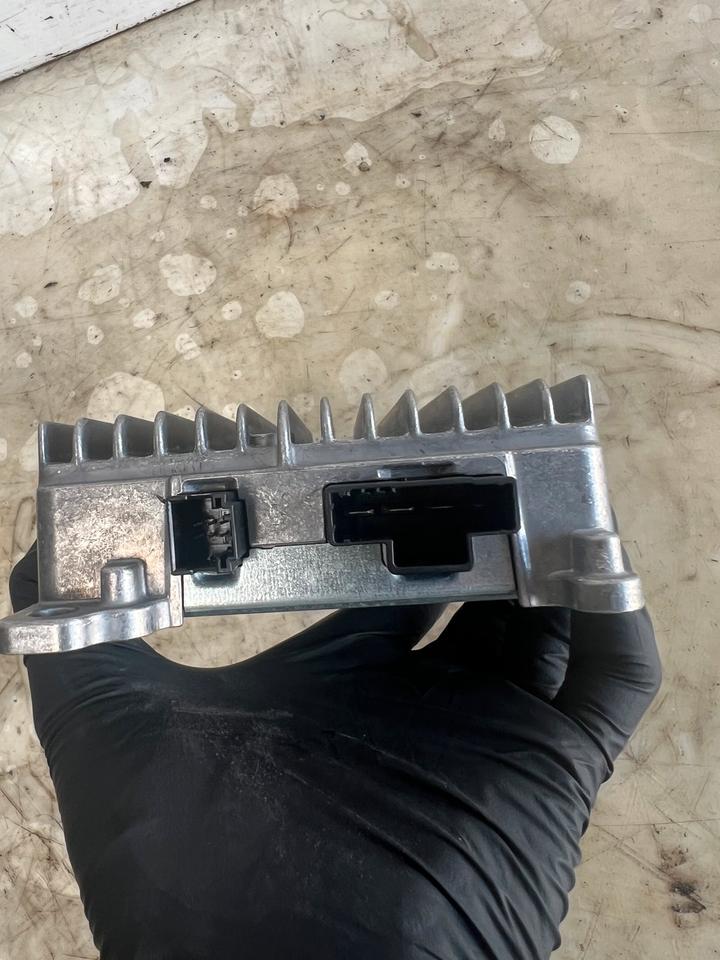 BMW 6er F06 Steuergerät Modul Batterielademodul 9240236 – Bild 4