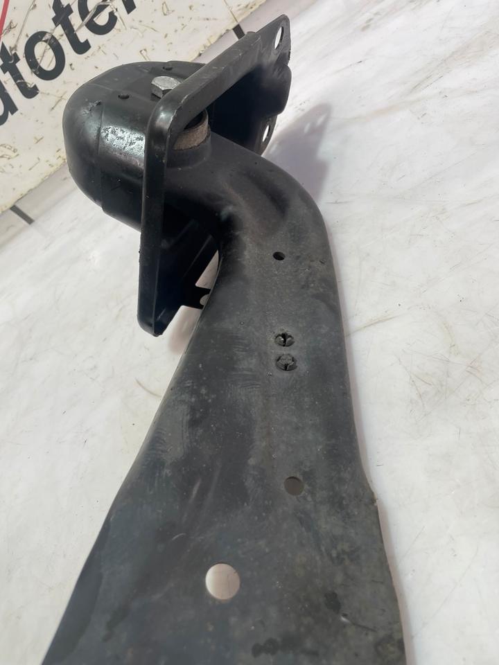 VW Audi A3 8V Querlenker Achslenker Hinten 1K0501475 1K0501476 – Bild 3