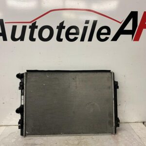 Volkswagen VW Kühler Wasserkühler Vorne 5Q0121251ES