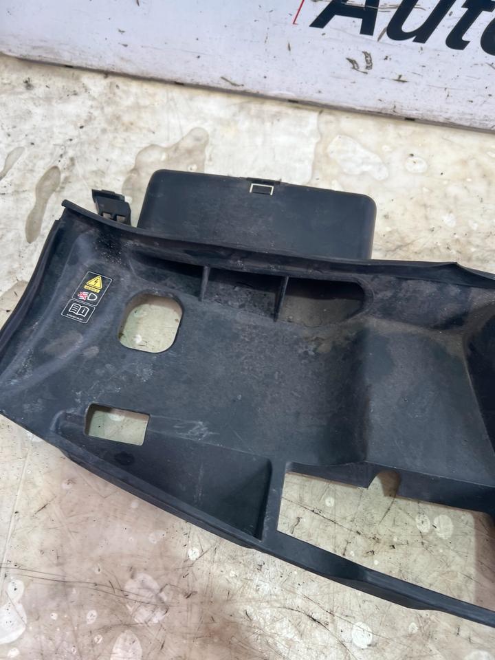 Mercedes E Klasse W212 Kühler Abdeckung Verkleidung A2125000155 – Bild 4