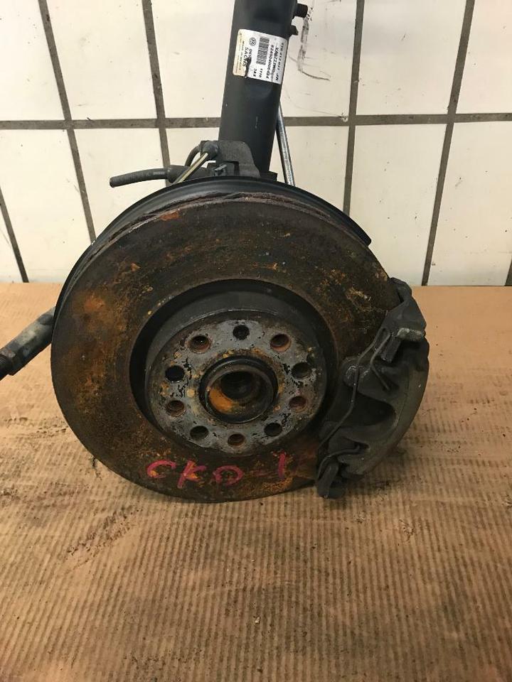 VW Golf 6 Radnabe Achse Bremszange Dämpfer Fahrwerk Links – Bild 7