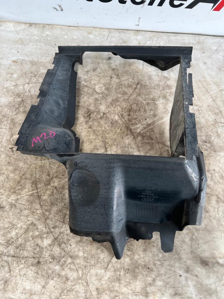 Audi Q7 4L Luftkühler Rechts 7L0117336F – Bild 5