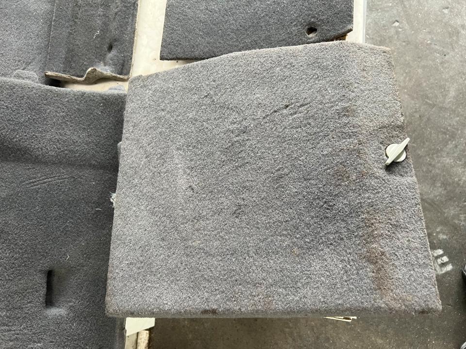 BMW 8er E31 Kofferraum Verkleidung Abdeckung Gepäckraum – Bild 5