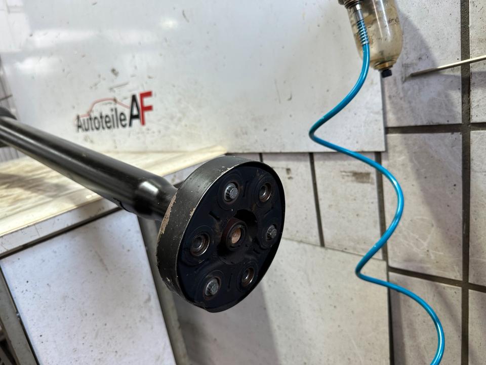 VW Passat CC 3.6 FSI Kardanwelle Gelenkwelle 3C0521101AH – Bild 2