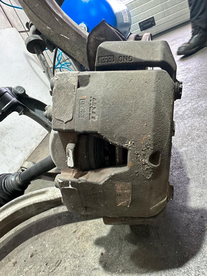 Audi A6 4G Achsschenkel Radnabe Bremssattel Vorne – Bild 14