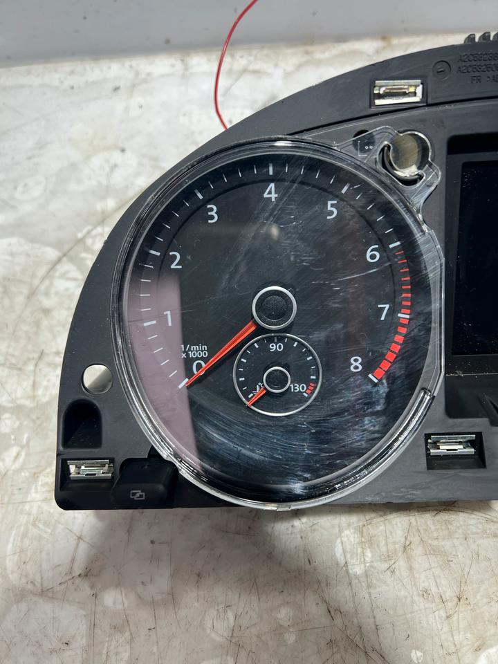VW Passat B7 Tacho Tachometer Kombiinstrument 3AA920870 – Bild 4