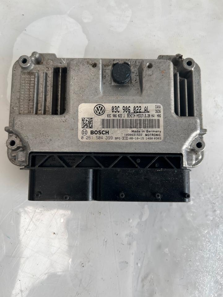 VW Golf 5 V Motorsteuergerät Steuergerät 03C906022AL – Bild 2