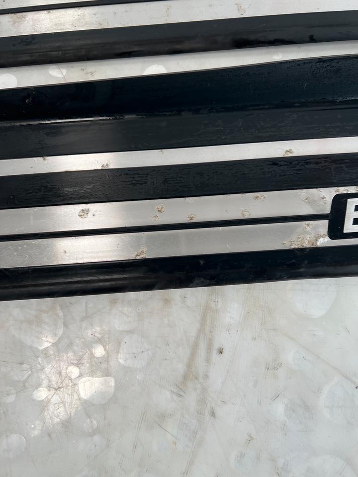 BMW 8er E31 Einstiegsleisten Leisten – Bild 5