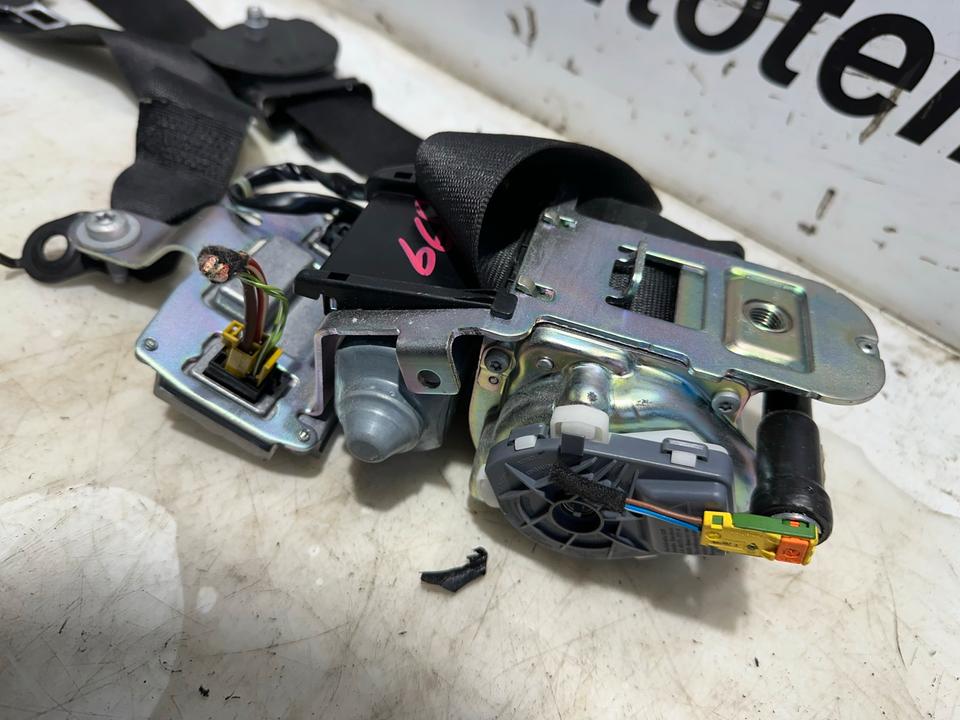 Mercedes E-Klasse W212 Sicherheitsgurt Gurt Vorne – Bild 5