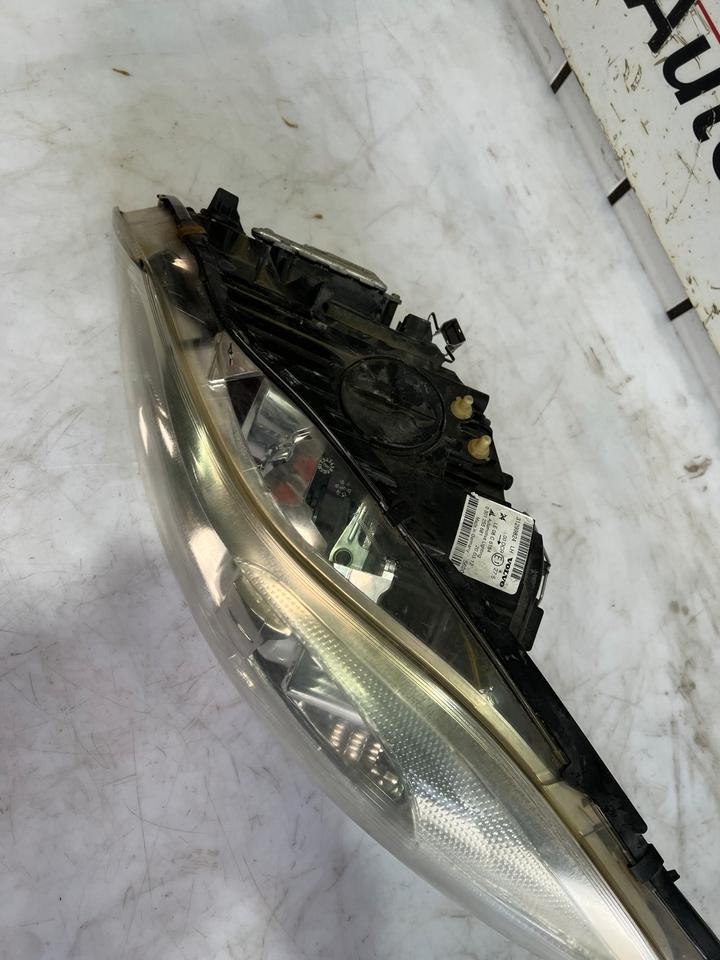 Volvo C30 Xenonscheinwerfer Scheinwerfer Vorne Rechts Links – Bild 6