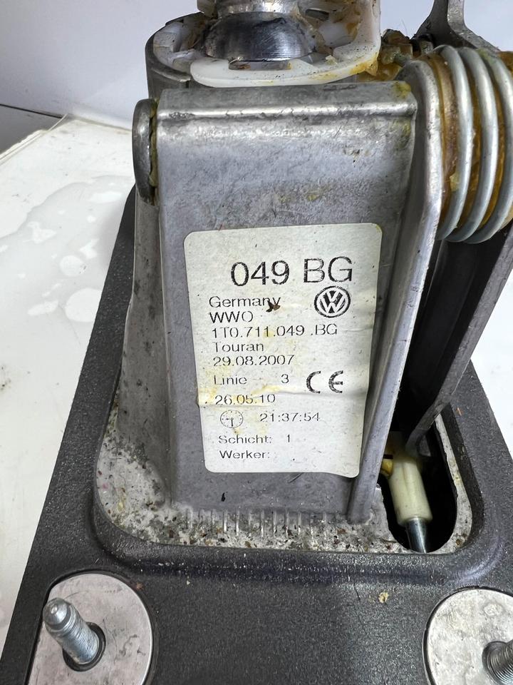 VW Touran Seat Audi Schaltgestänge 1T0711049BG – Bild 3