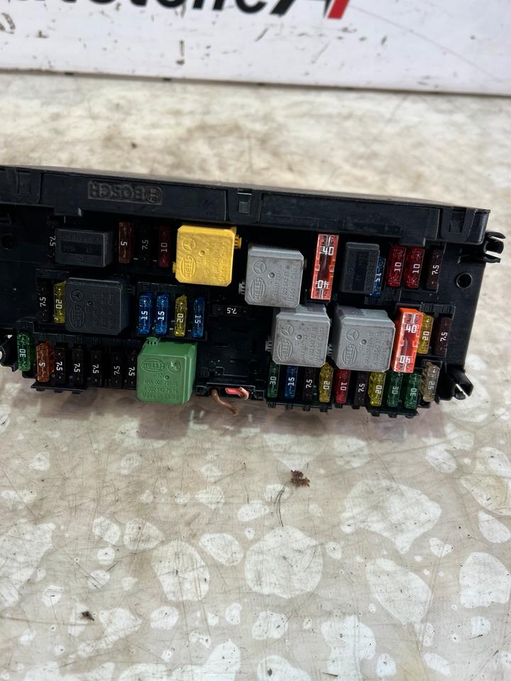 Mercedes W212 W204 Sicherungskasten SAM Modul A2129003514 – Bild 5