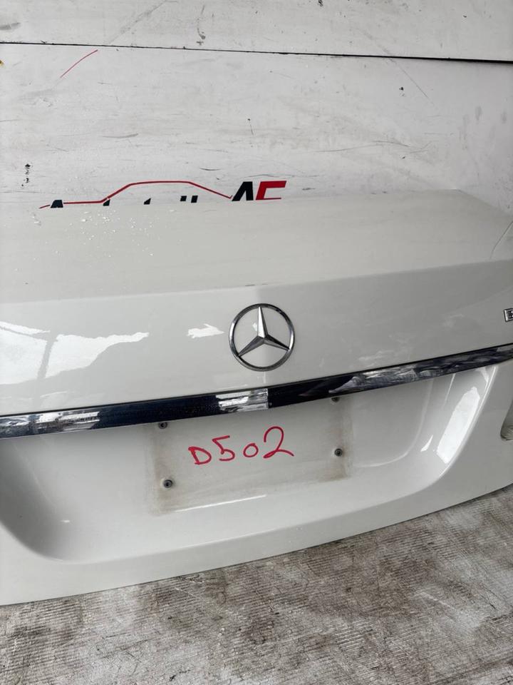 Mercedes E-Klasse W212 Heckklappe Kofferraum Deckel Hinten 650 – Bild 12